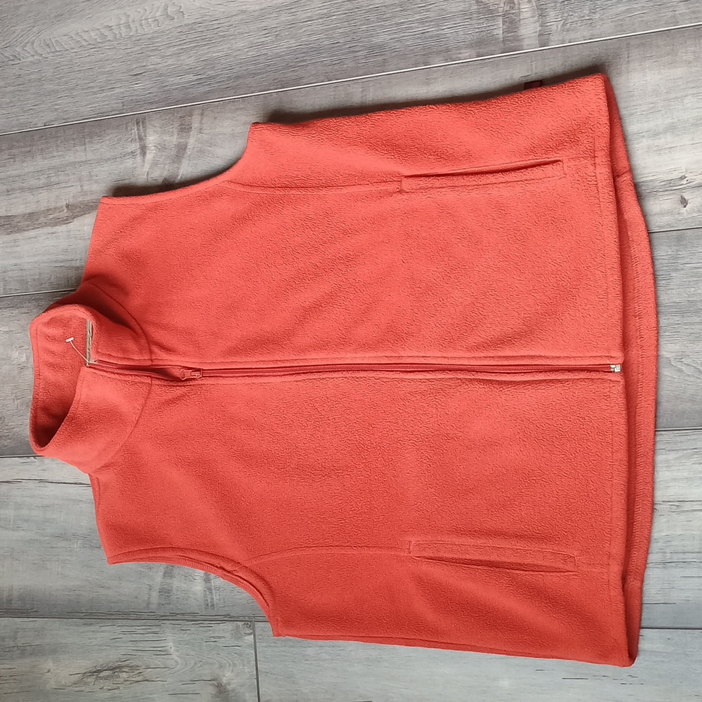 Woolrich Rust Salmon Color Fleece Full Zip Vest Size M